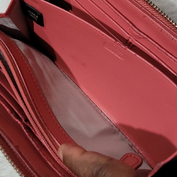 Coach Long Zip Around Wallet In Signature Canvas - Picture 13 of 16